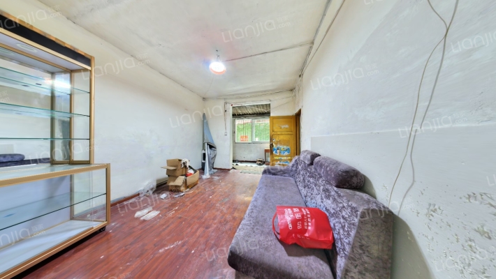 人民中路三段14号院二手房实景图