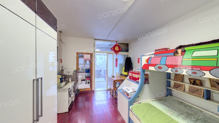 市政小区二手房实景图