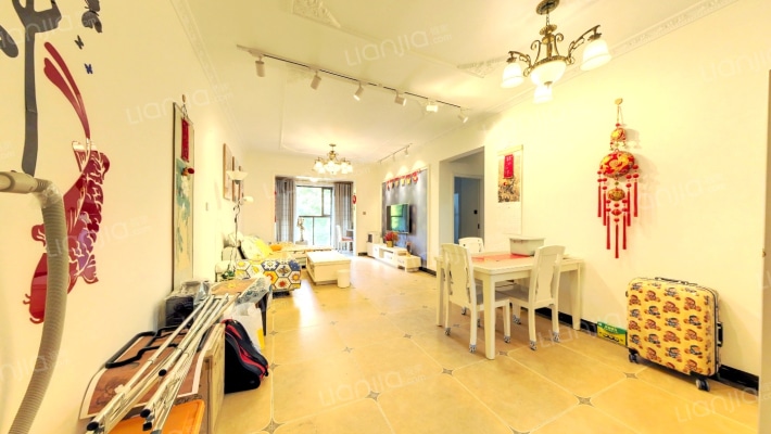 天悦湾二手房实景图