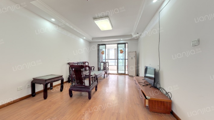 甸欣家园二手房实景图