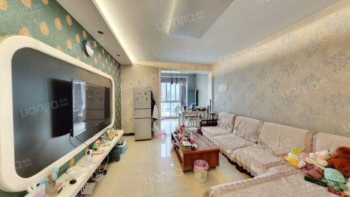 名流枫景五期二手房实景图