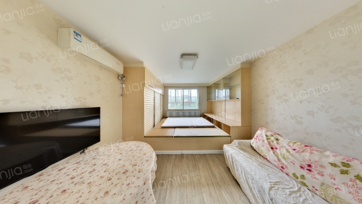 先进里二手房实景图