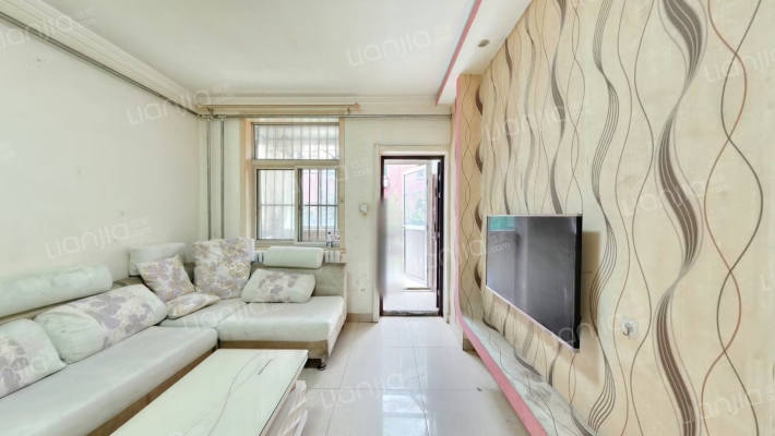 客车厂宿舍二手房实景图