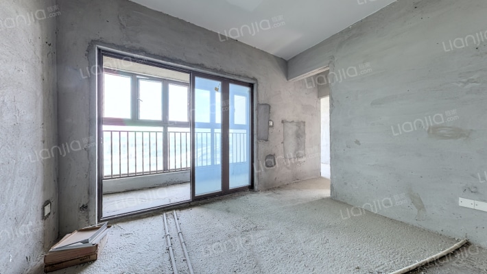 大新鸿基豪苑二手房实景图