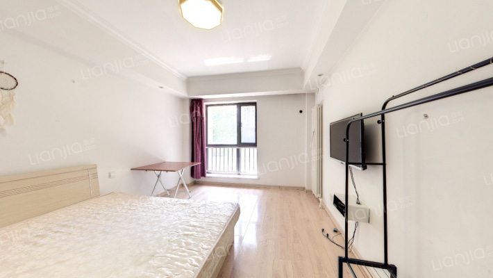 星空公寓二手房实景图