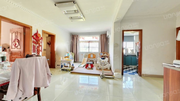 梅苑小区二手房实景图