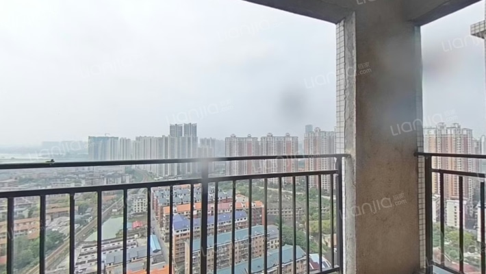 利貞嘉苑二手房实景图