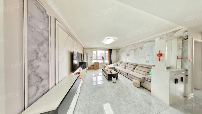 中天馨波苑二手房实景图