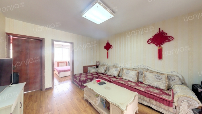 新欣佳苑二手房实景图