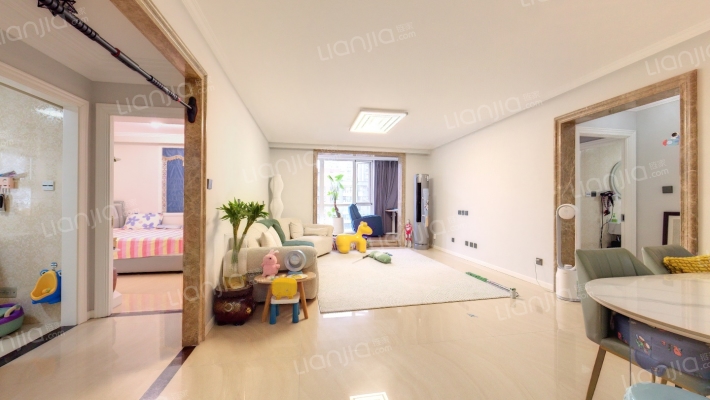 高山流水幸福快车东区二手房实景图