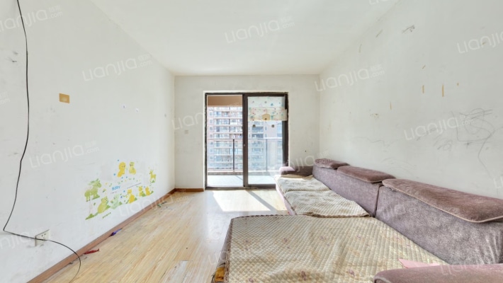 伟业迎春华府二手房实景图