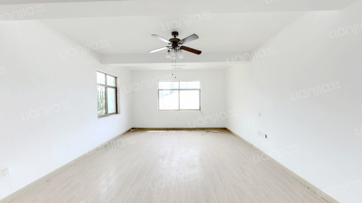 画苑小区二手房实景图