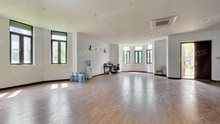 常发香城湾五期别墅二手房实景图