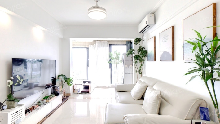 保利滨湖花园二手房实景图