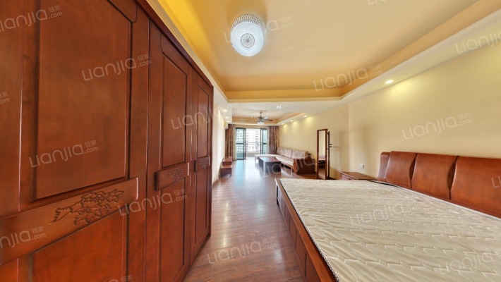 碧桂园十里银滩水蓝天二手房实景图