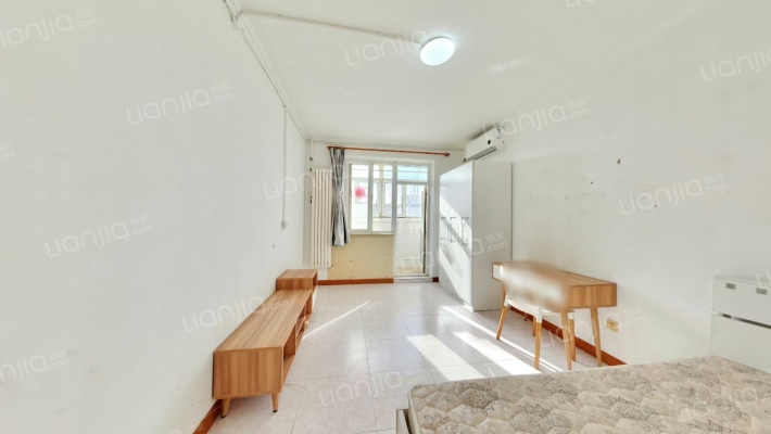 前半壁街35号院二手房实景图