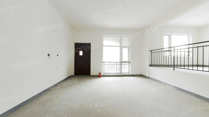 雅戈尔香湖湾二手房实景图