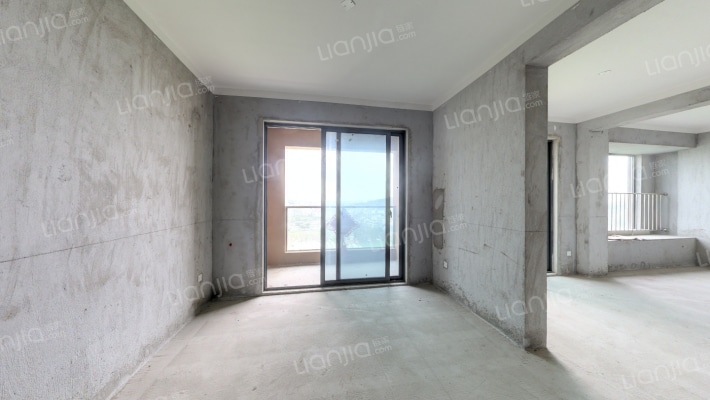 龙记玖越庭二手房实景图