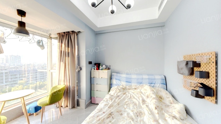 国美南长华府二手房实景图