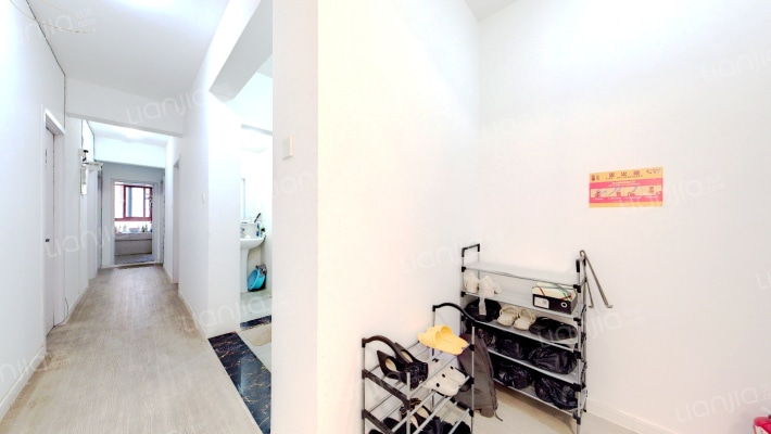 蓝花楹二手房实景图