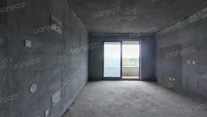 众恒华府二手房实景图