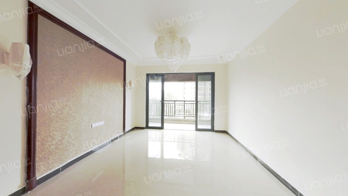 新世界御湖二手房实景图