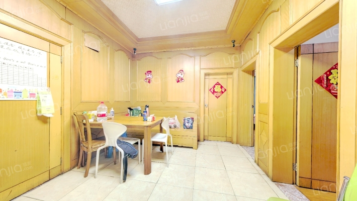 亮月街小区二手房实景图