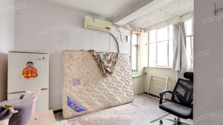 新湛二路二手房实景图