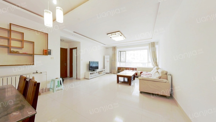 德润玫瑰园二手房实景图