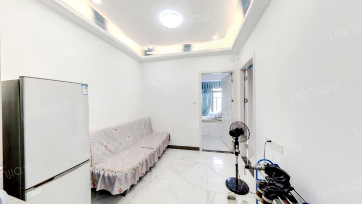 钜隆君玺花园二手房实景图