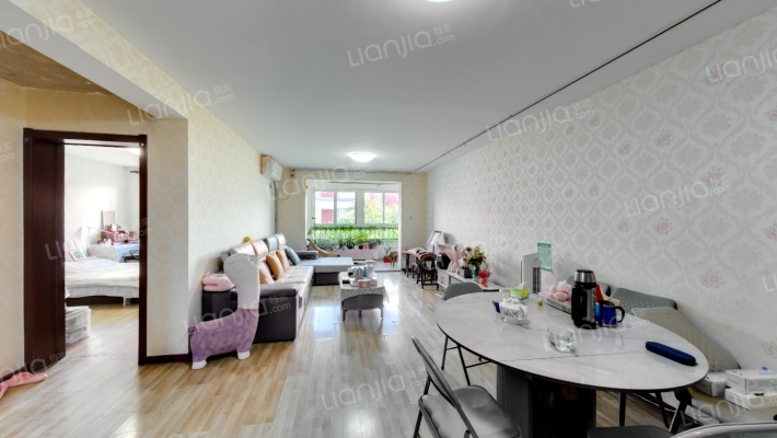 龙锦苑东一区二手房实景图