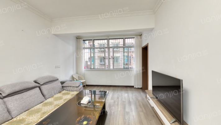 漓江路42号二手房实景图