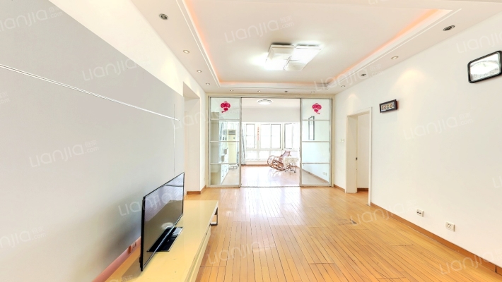 新文化花园新典居二手房实景图