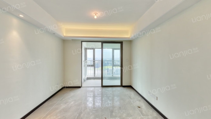 保利时区二手房实景图