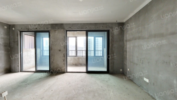 中梁星海天宸二手房实景图