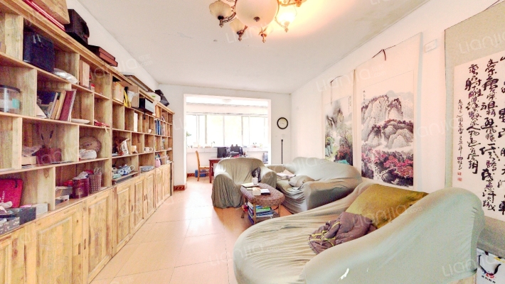 交大庭院二手房实景图