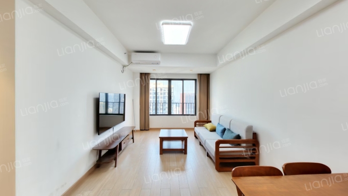 佛罗伦萨小镇社区二手房实景图