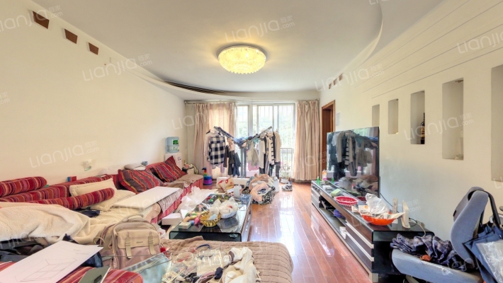 南疆花园二手房实景图