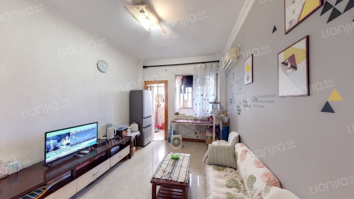 彩虹花园东区二手房实景图