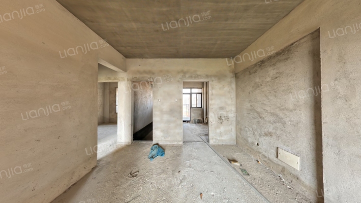 尚源大厦二手房实景图