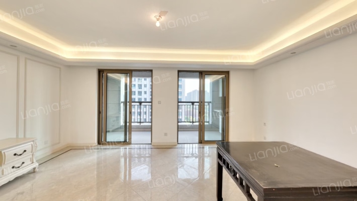 九玺台二手房实景图