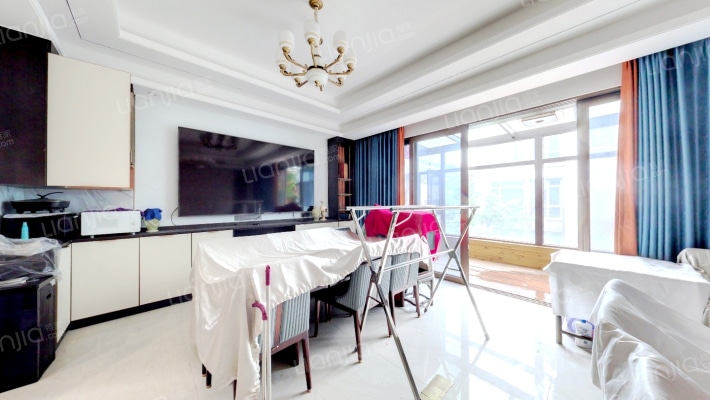 龙光城樾府二手房实景图