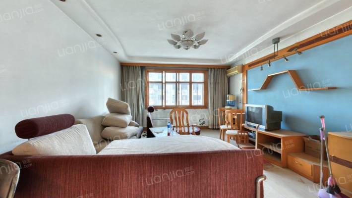 保险公司住宅楼二手房实景图