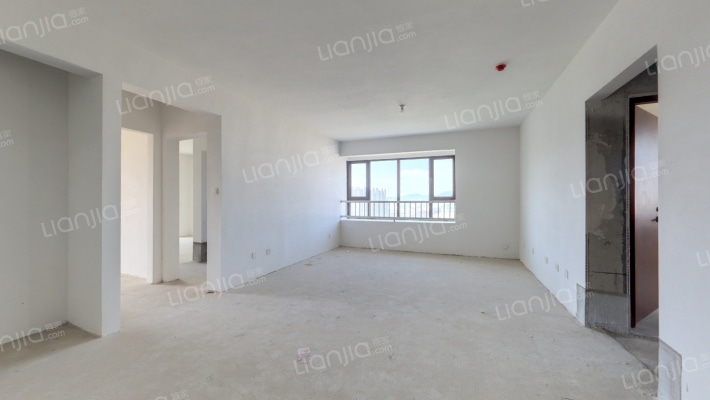 绿地云水谣二期二手房实景图