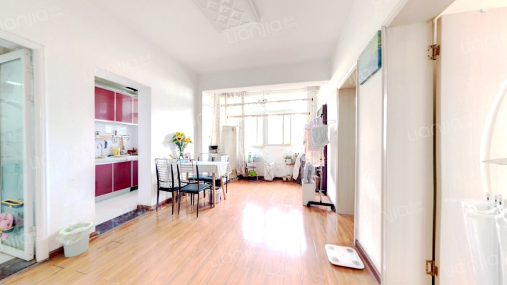 八一路电信宿舍二手房实景图