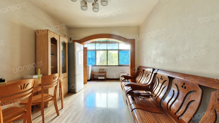 石人南路8号二手房实景图