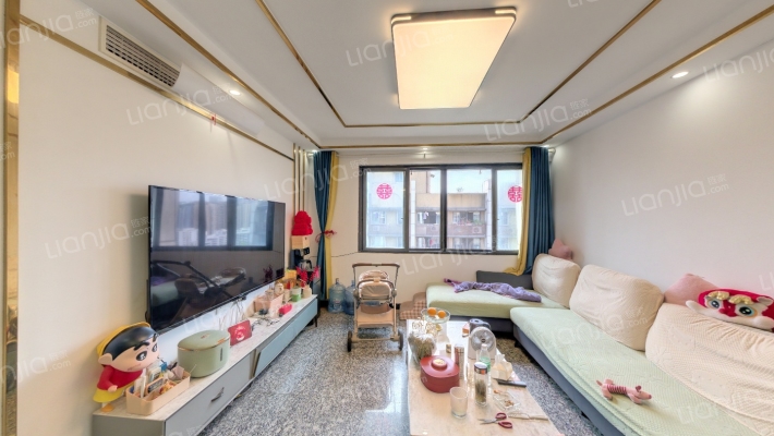 雨轩华新小区二手房实景图