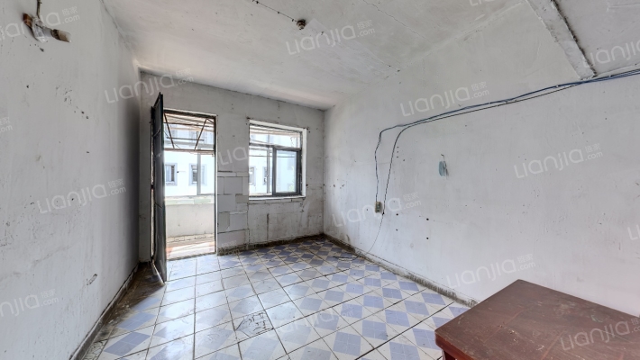 滩头新村二手房实景图