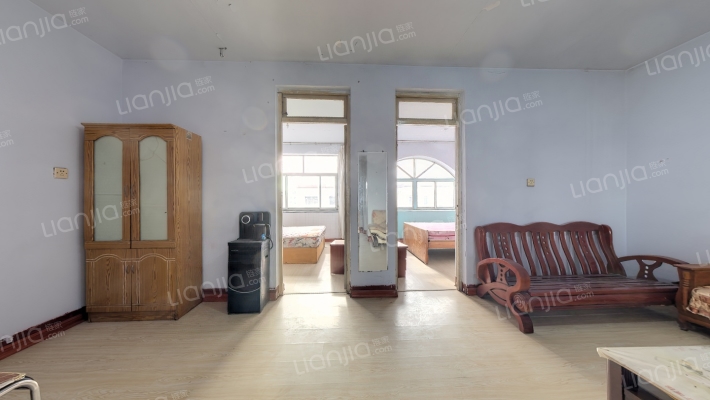 华城路四小区二手房实景图