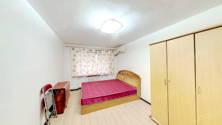 佳春里二手房实景图